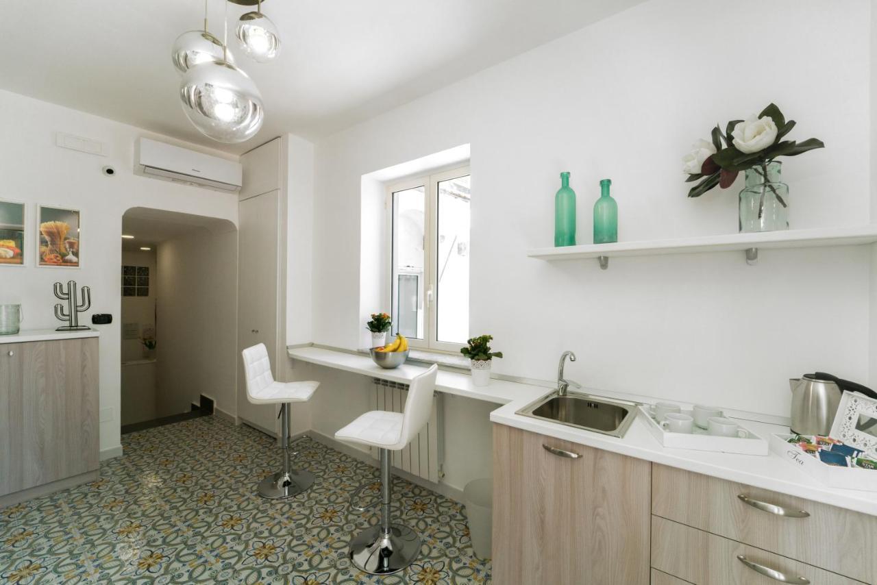 Suite & Luxury Rooms Palazzo Diomede Carafa 나폴리 외부 사진