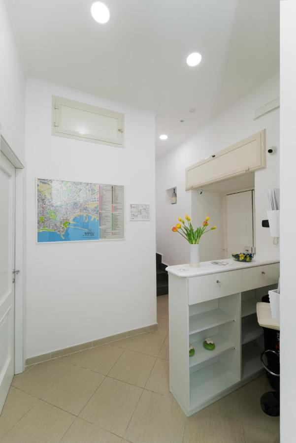 Suite & Luxury Rooms Palazzo Diomede Carafa 나폴리 외부 사진