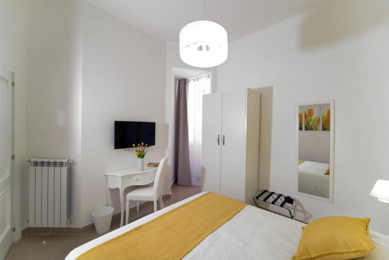 Suite & Luxury Rooms Palazzo Diomede Carafa 나폴리 외부 사진